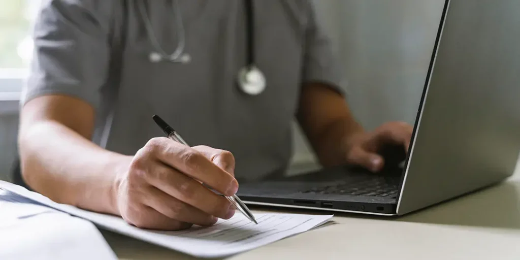 agendamento com proctologista em São José dos Campos pela SoluMedi