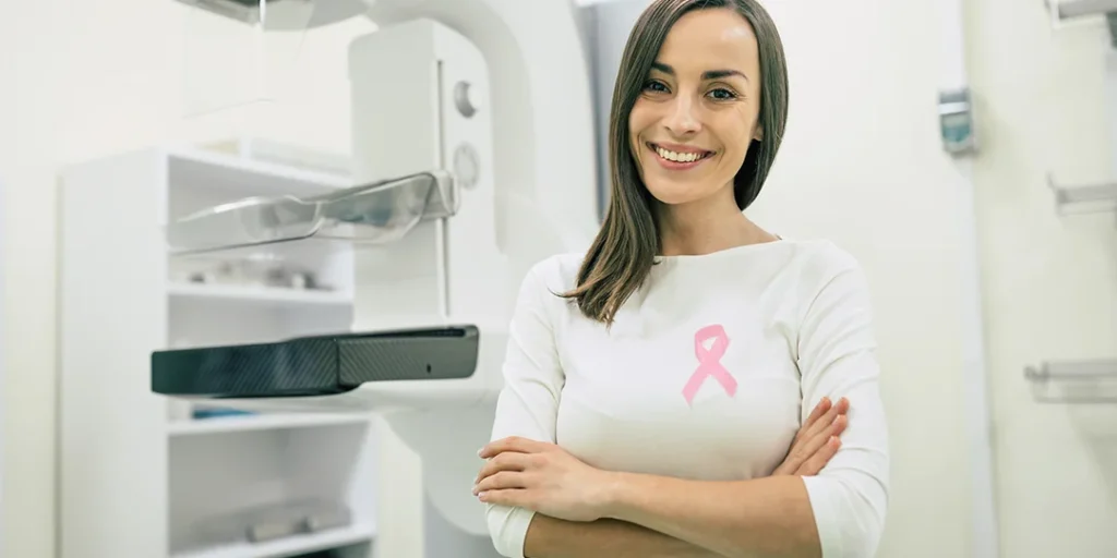 Outubro Rosa em Jacareí exames e consultas para a saúde da mulher na SoluMedi